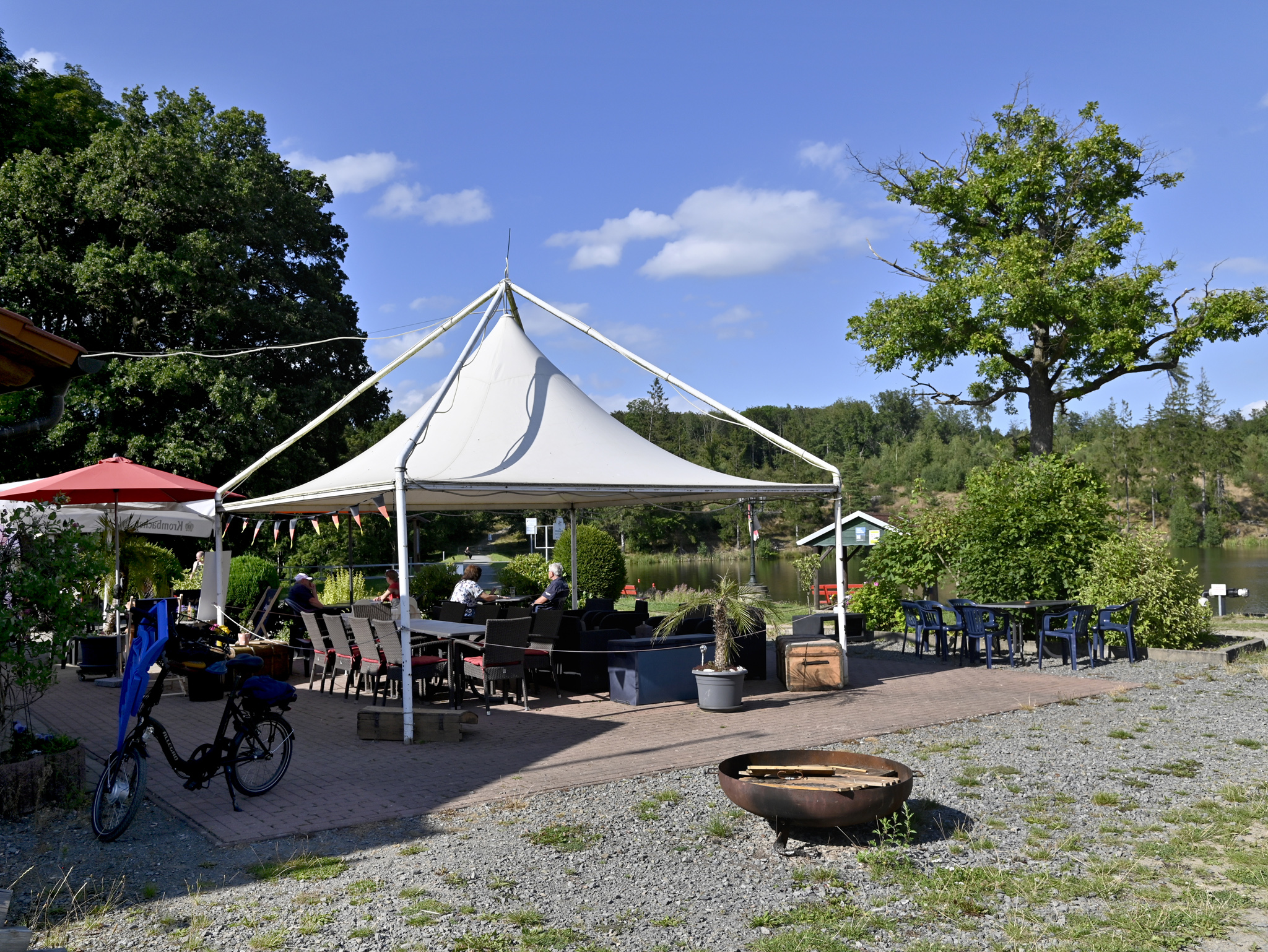 Neueröffnung der Gaststätte im Ferienpark Birnbaumteich – mit Grillgenuss und Musik