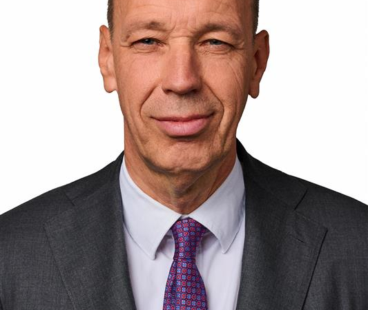 Neue Podcast-Folge online: Geld sparen mit Digitalisierung und KI