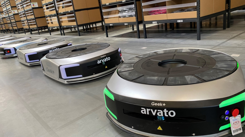 Arvato baut Automatisierung mit neuem Rack-to-Person-System am Standort Poznań weiter aus