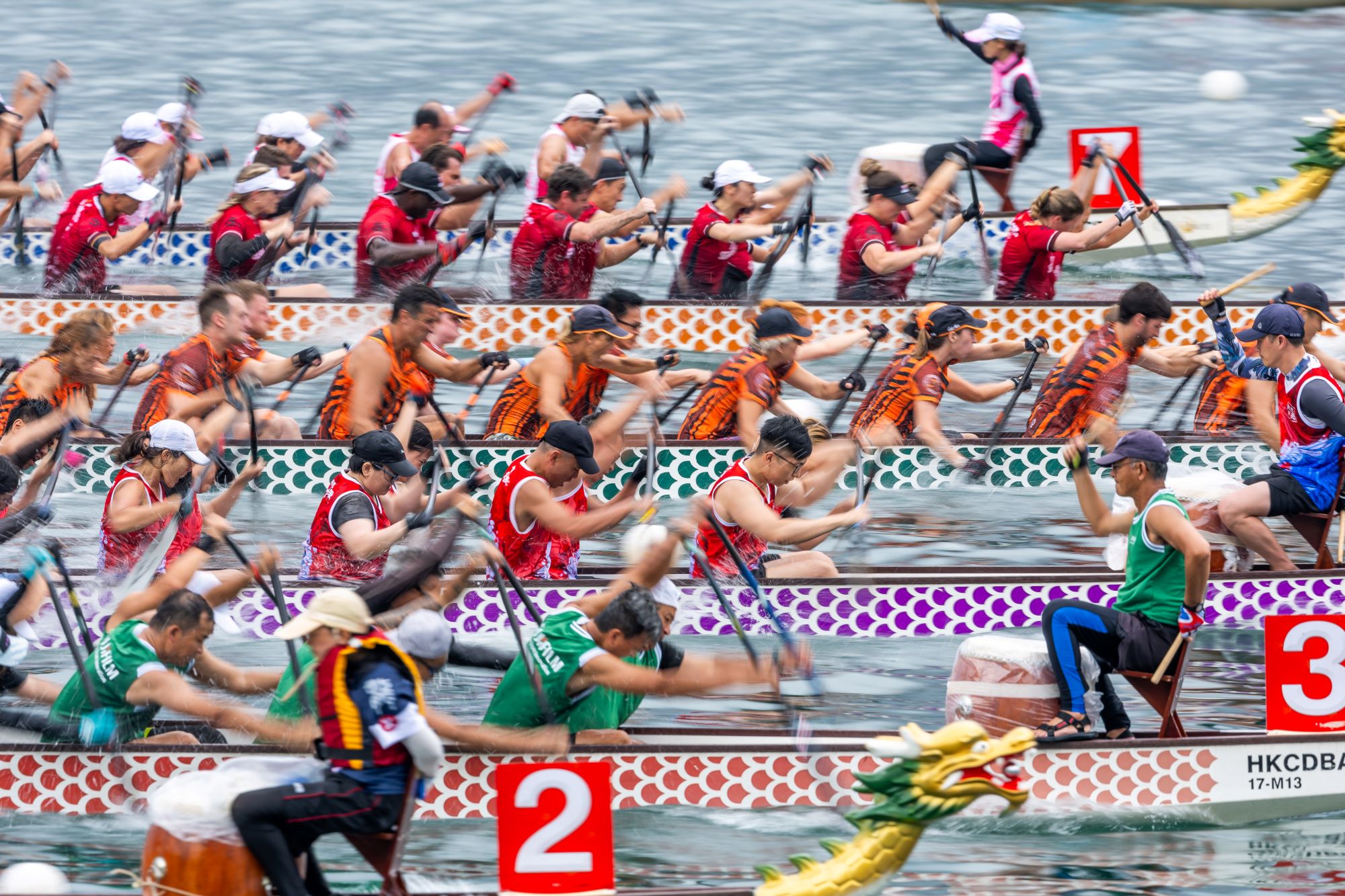 Start frei für das Drachenboot-Festival 2025 in Hongkong