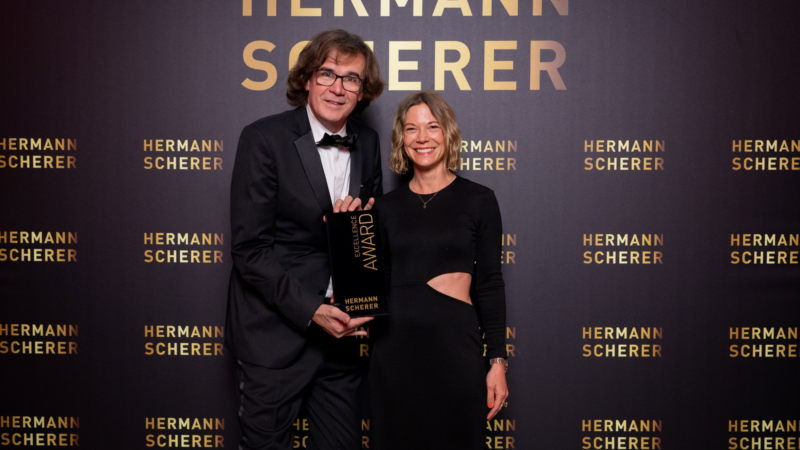 Anneke Kebbe gewinnt Speaker Slam – Vortrag in New York