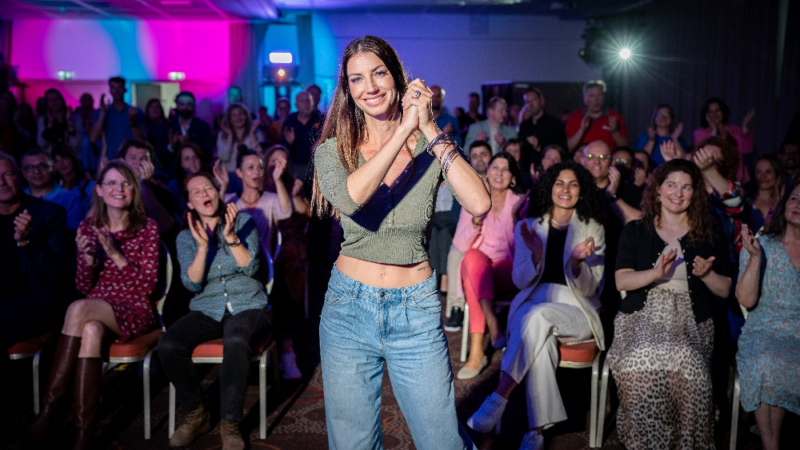 Finalistin Christiane Ischep beim Speaker Slam: Selbstwert im Fokus!