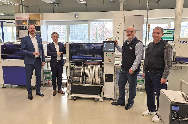 NIVELCO steigert SMT-Durchsatz   mit Bestückungsmaschinen von FUJI