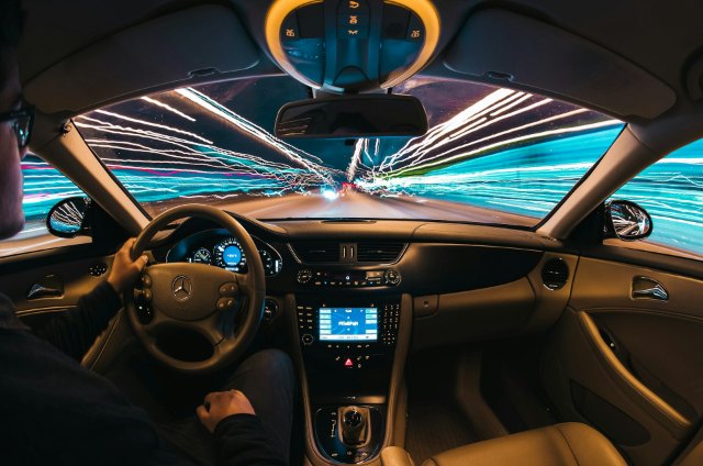 Fahrassistenzsysteme für mehr Sicherheit und Fahrkomfort