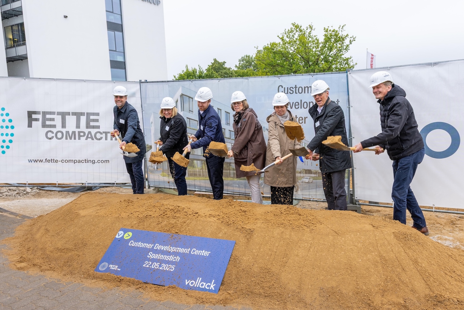 Neues Customer Development Center für Fette Compacting in Schwarzenbek