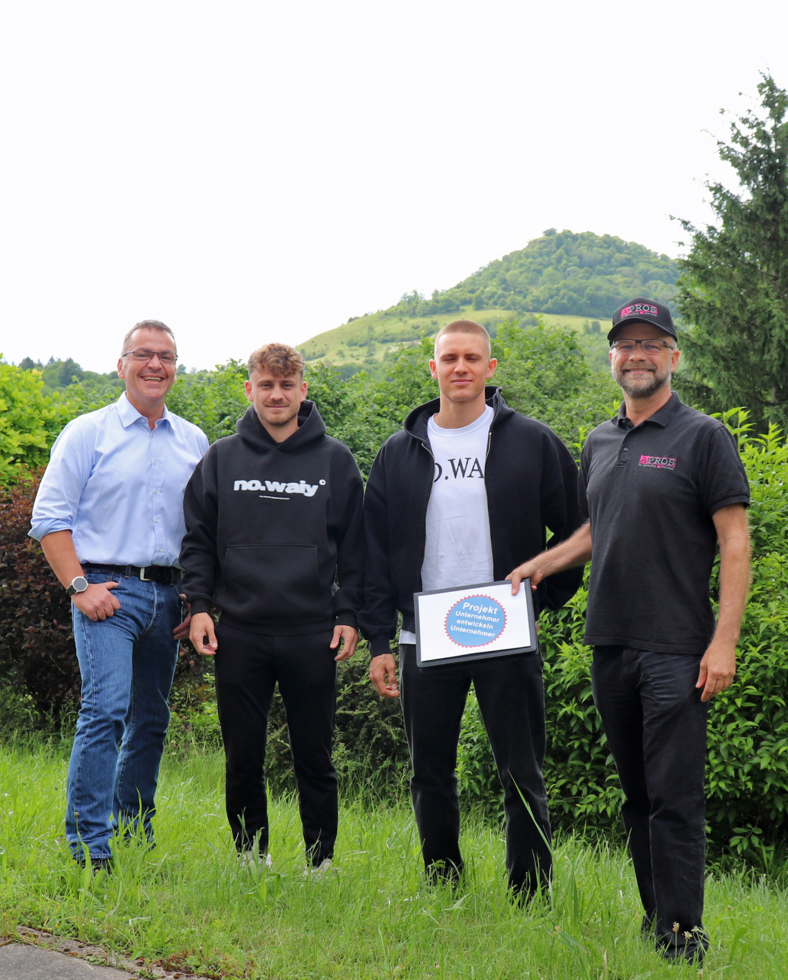 Wettbewerb-Gewinner no.waiy clothing aus Reutlingen startet durch