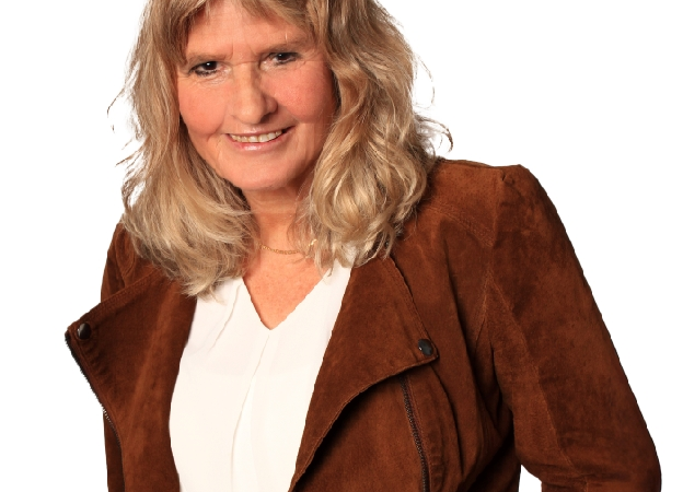Angelika Pfirrmann: „CMD – Der falsche Biss“: Gesundheitsrisiko Füllungen, Zahnersatz, Kieferorthopädie