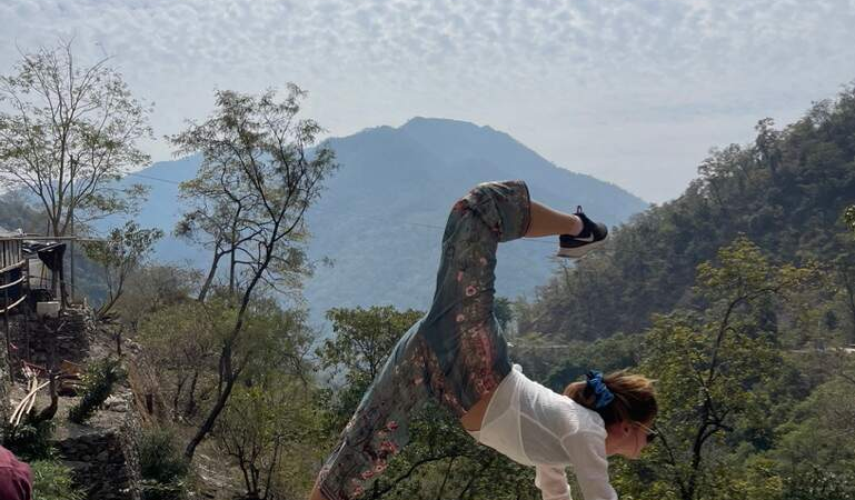 Online Yoga Teacher Training mit Gyan Heilyoga