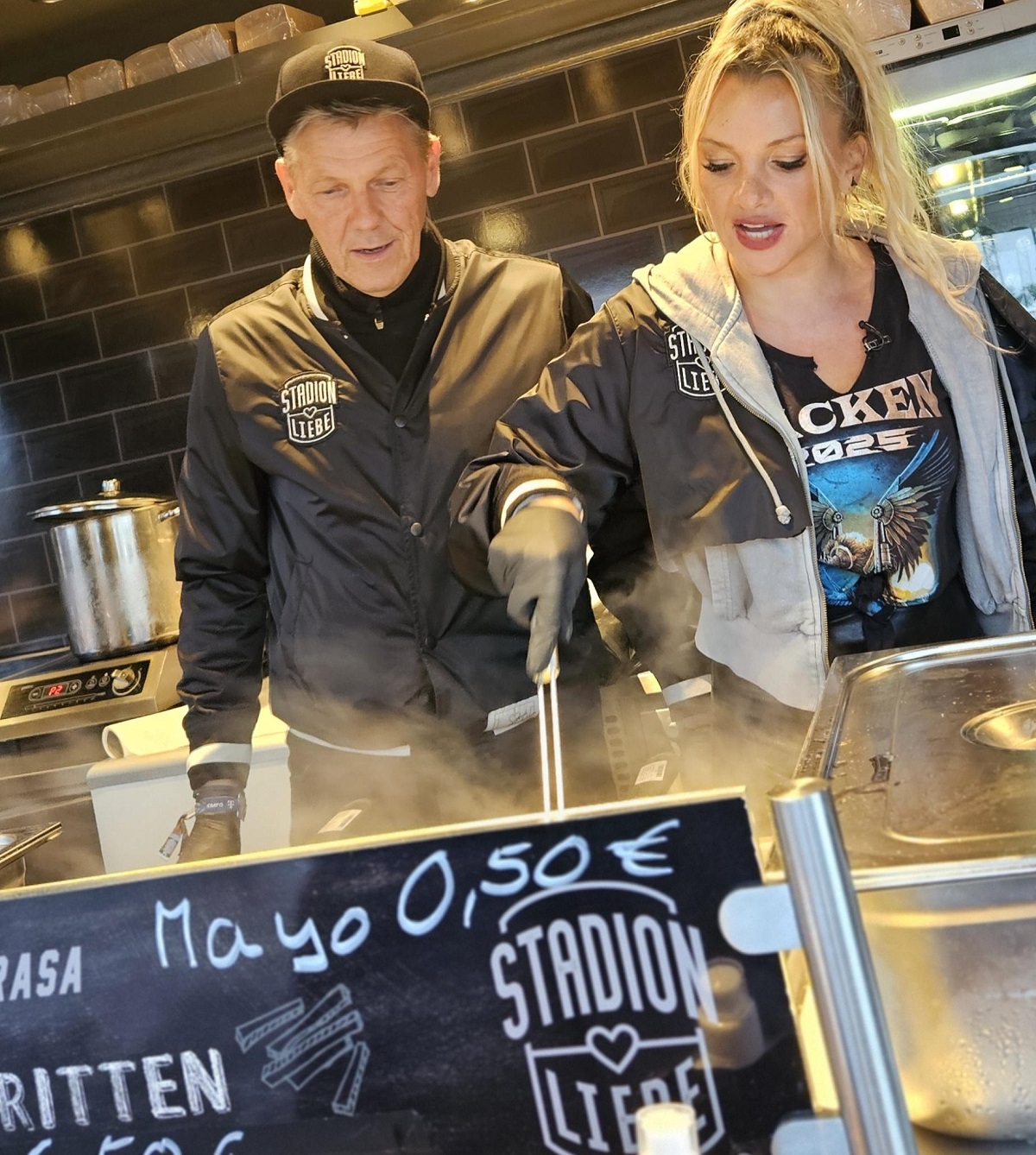 Stadionliebe auf dem Wacken Festival 2025: Currywurst der Meisterklasse im Herzen des Festivals