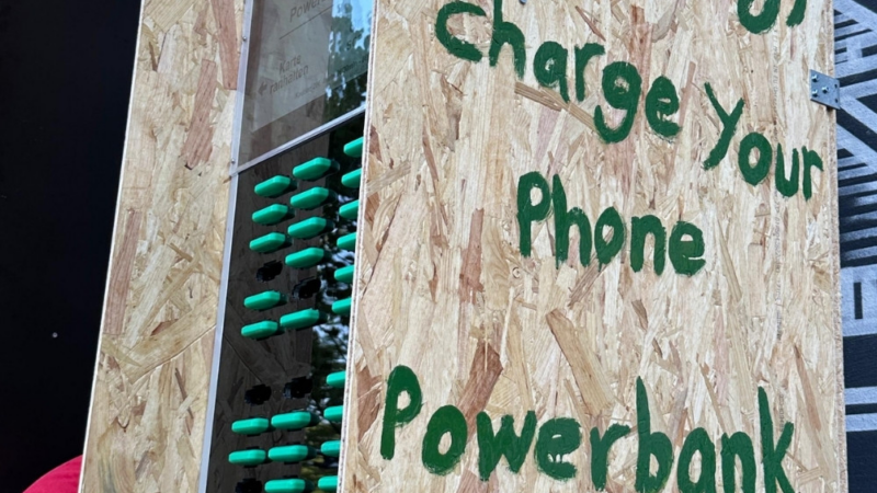 Rechargy – Powerbank To Go ist jetzt auf dem Holzmarkt