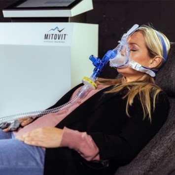 „Atmen wie im Himalaya“- Mit Intervall-Hypoxie-Hyperoxie-Therapie die Vitalitaet und Lebensqualitaet steigern