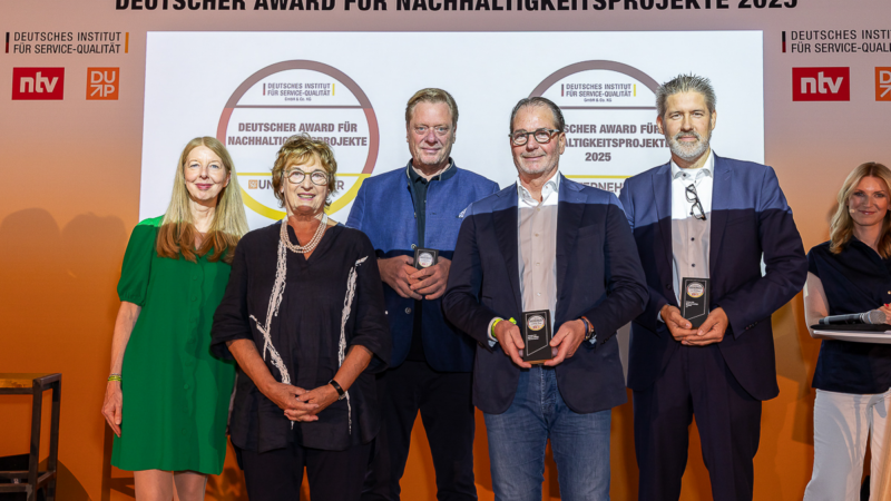 Grüne Welle Assistent trafficpilot erhält Deutschen Award für Nachhaltigkeit 2025 in der Kategorie Mobility