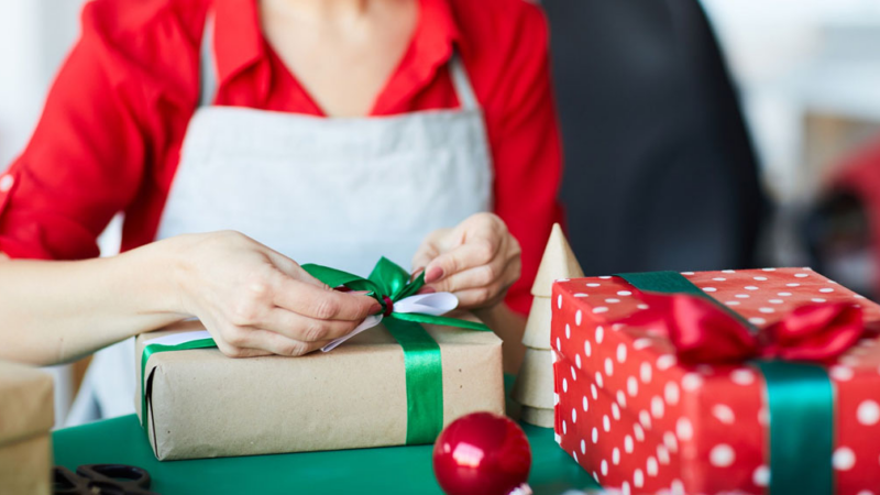 Mit durchdachten Weihnachtsgeschenken Kunden begeistern