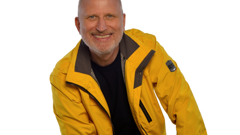 Ein neuer Lebenshelfer kümmert sich um ältere Menschen in Berlin: Frank Miaskowski bietet Senioren Hilfe im Alltag an