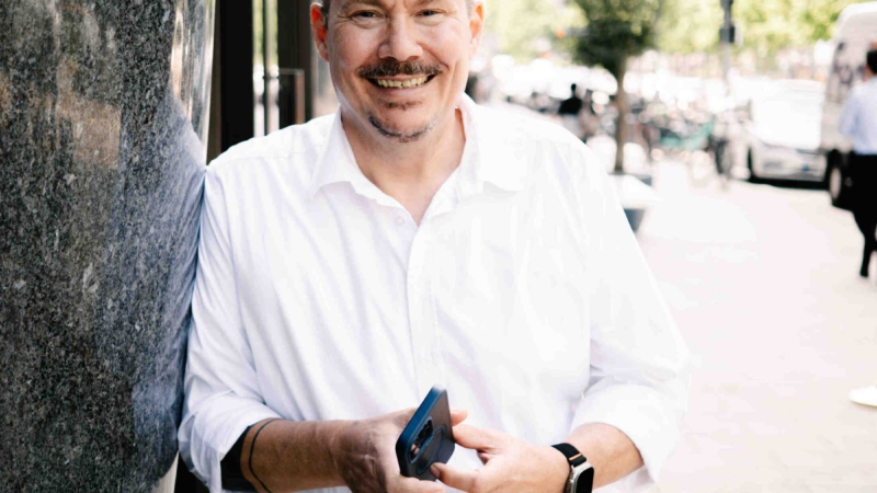 LKW Fahrer finden leicht gemacht – Mit den E-Books der Pesbe GmbH und mit Pesbe Recruiting, das wirklich funktioniert