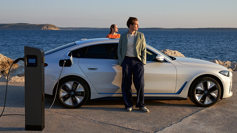 Spark Reply und Concept Reply fördern gemeinsam mit BMW CO2-optimiertes Laden