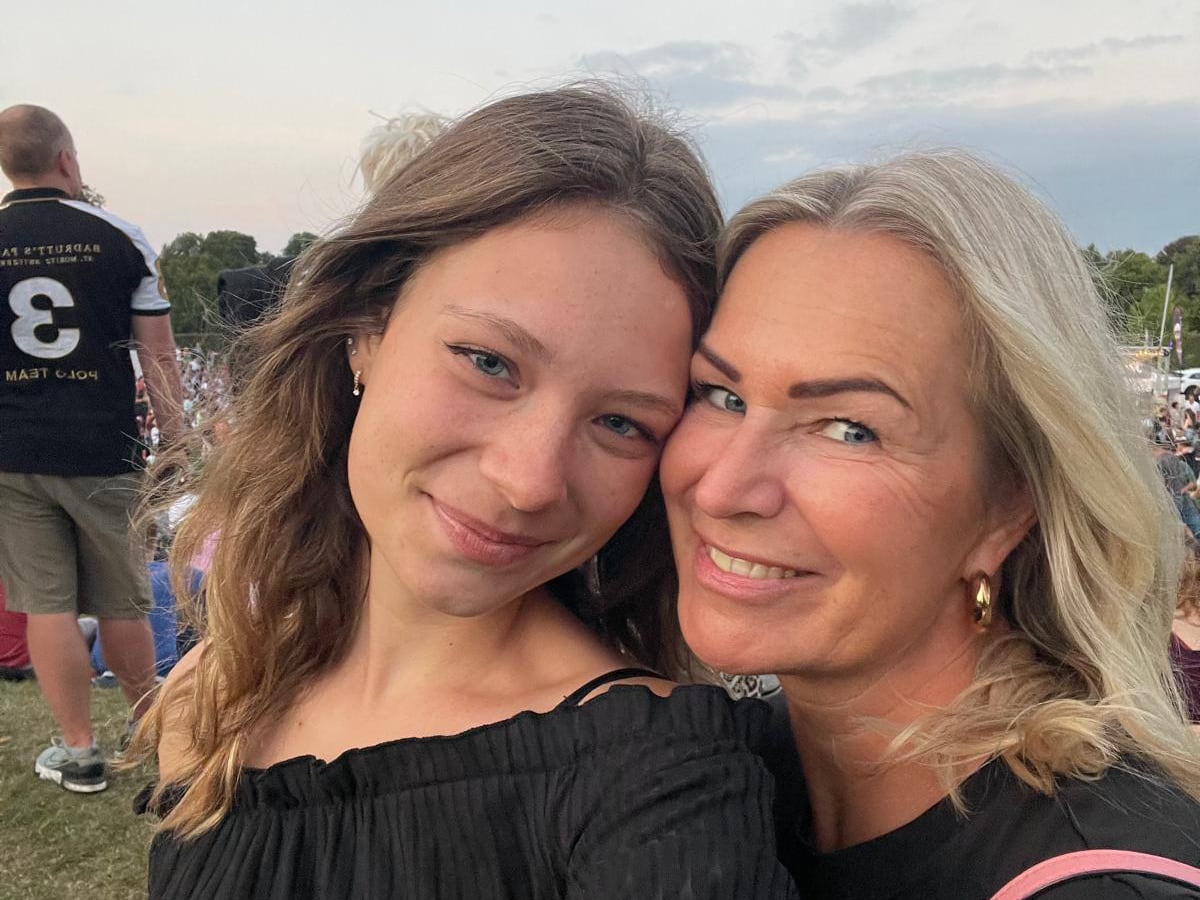 Teenagerin spricht Klartext: Podcast-Episode beleuchtet Auswanderung, Online-Bildung und die „School Beyond Limitations“