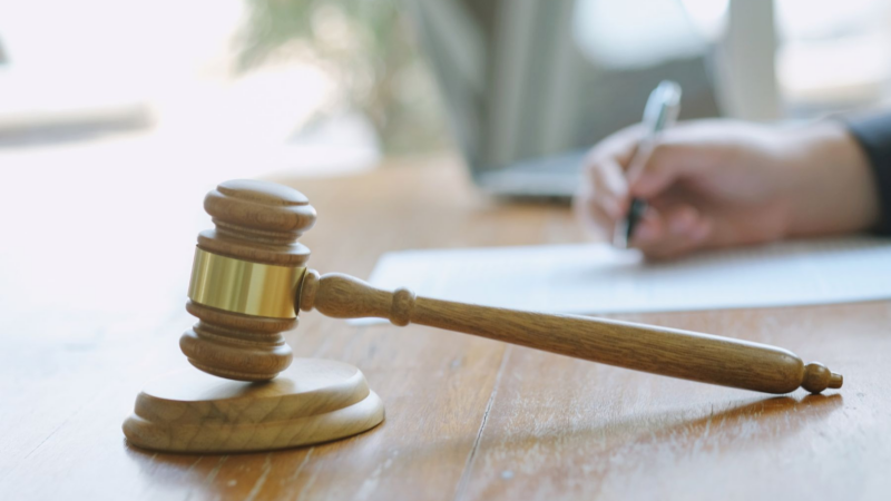 FernUSG und Max Weiss-Coaching Verträge: Was die aktuelle Rechtsprechung wirklich zeigt