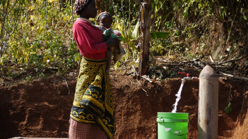 Wasser für Tansania – DENIOS engagiert sich in Afrika