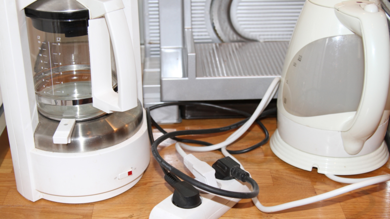 Elektrogeräte erhöhen Brandgefahr im Haushalt