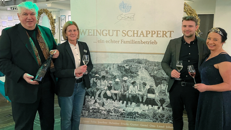 Majestätische Begleitung der Weingala 2026