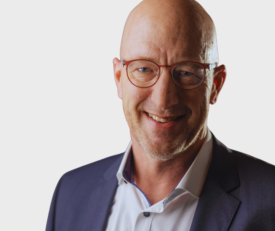 Arbeitszeugnisse geben Banken und Versicherungen trügerische Sicherheit