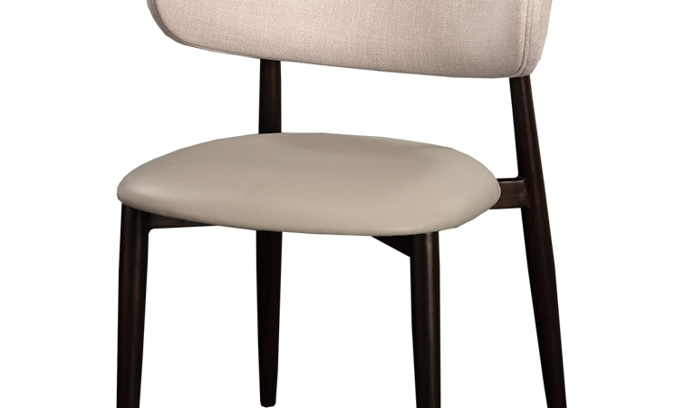 Designstühle mit dynamischer Formgebung