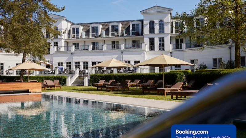 „Strandhotel Zingst“ mit „Traveller Review Award 2026“ ausgezeichnet