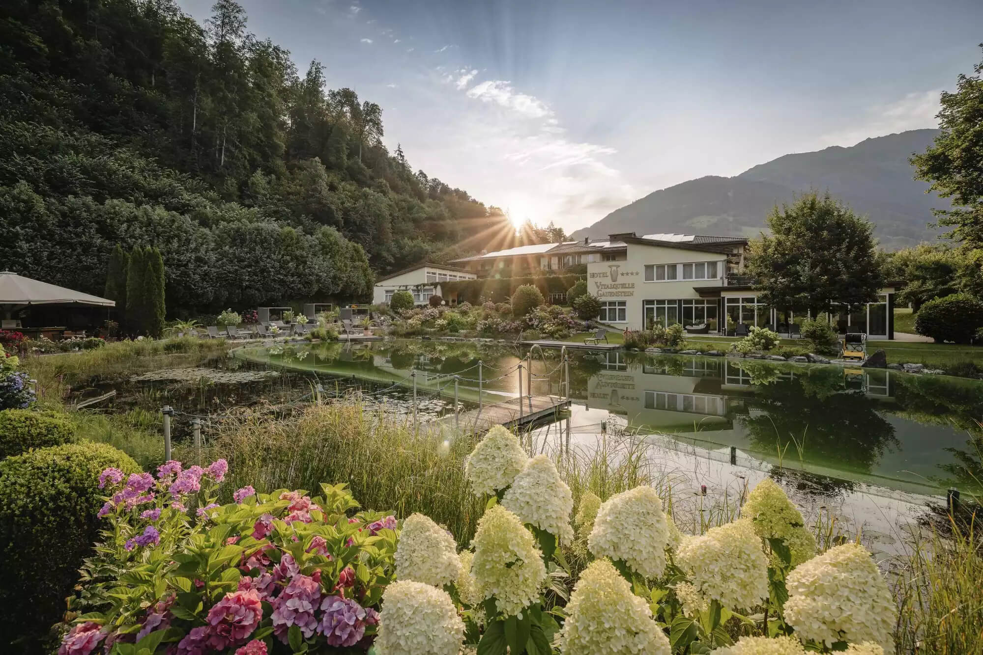 Wellnesshotel Vorarlberg: Frühlingserholung & alpine Wellnessmomente in der Vitalquelle Montafon