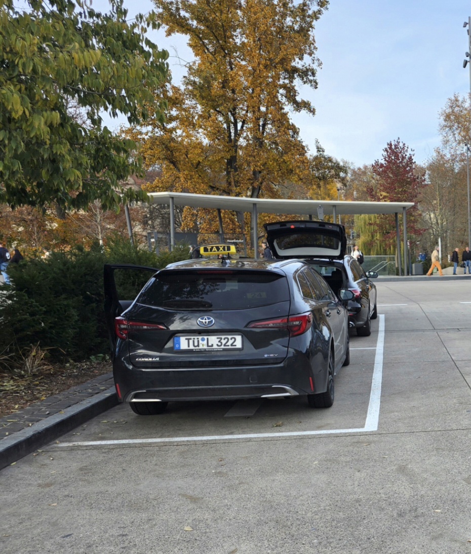 Flughafentransfer Tübingen mit Renna Taxi Tübingen