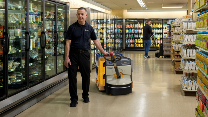 Elektro-Hubwagen der WJ 50 Serie von Crown erhalten den iF Design Award 2026