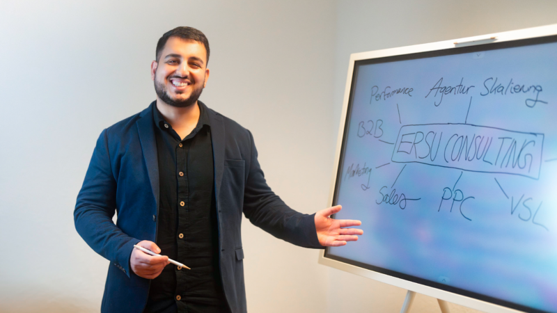 Wie Hakan Ersu B2B-Unternehmen bei planbarem Wachstum unterstützt