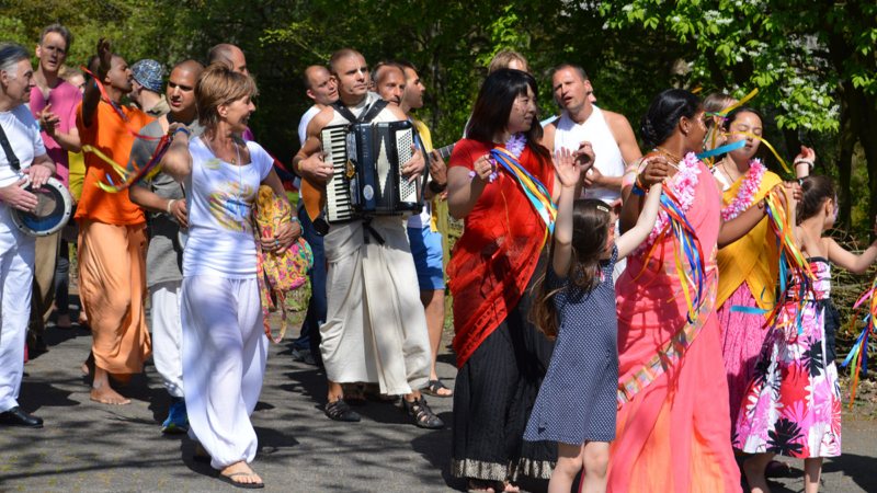 21. Yoga Vidya Musikfestival: Vier Tage heilsame Klänge und Yoga in Bad Meinberg