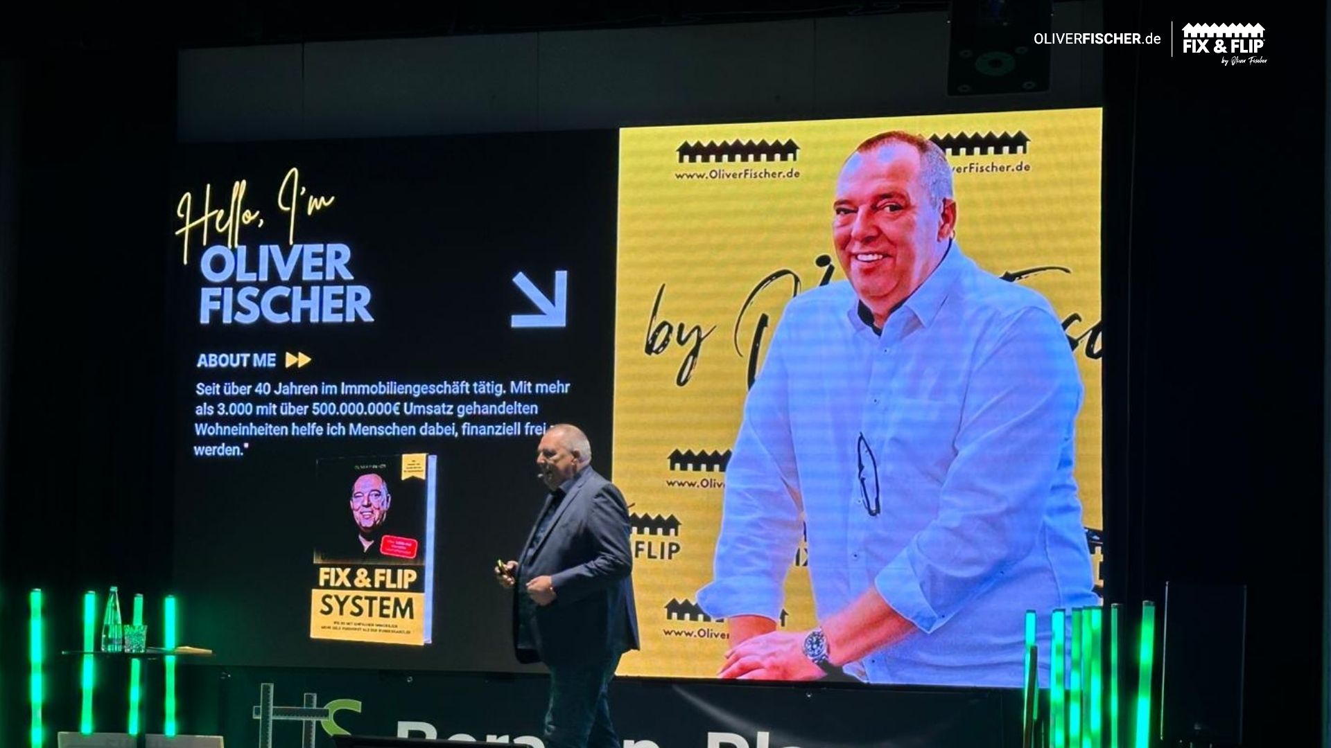 Immobilienhandel neu gedacht: Oliver Fischer präsentiert das Fix und Flip System auf dem Bau-Summit