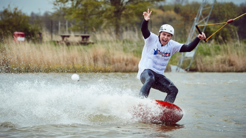 Saisoneröffnung im Waterpark und beim Fußballgolf – Osterriding im Wasserpark