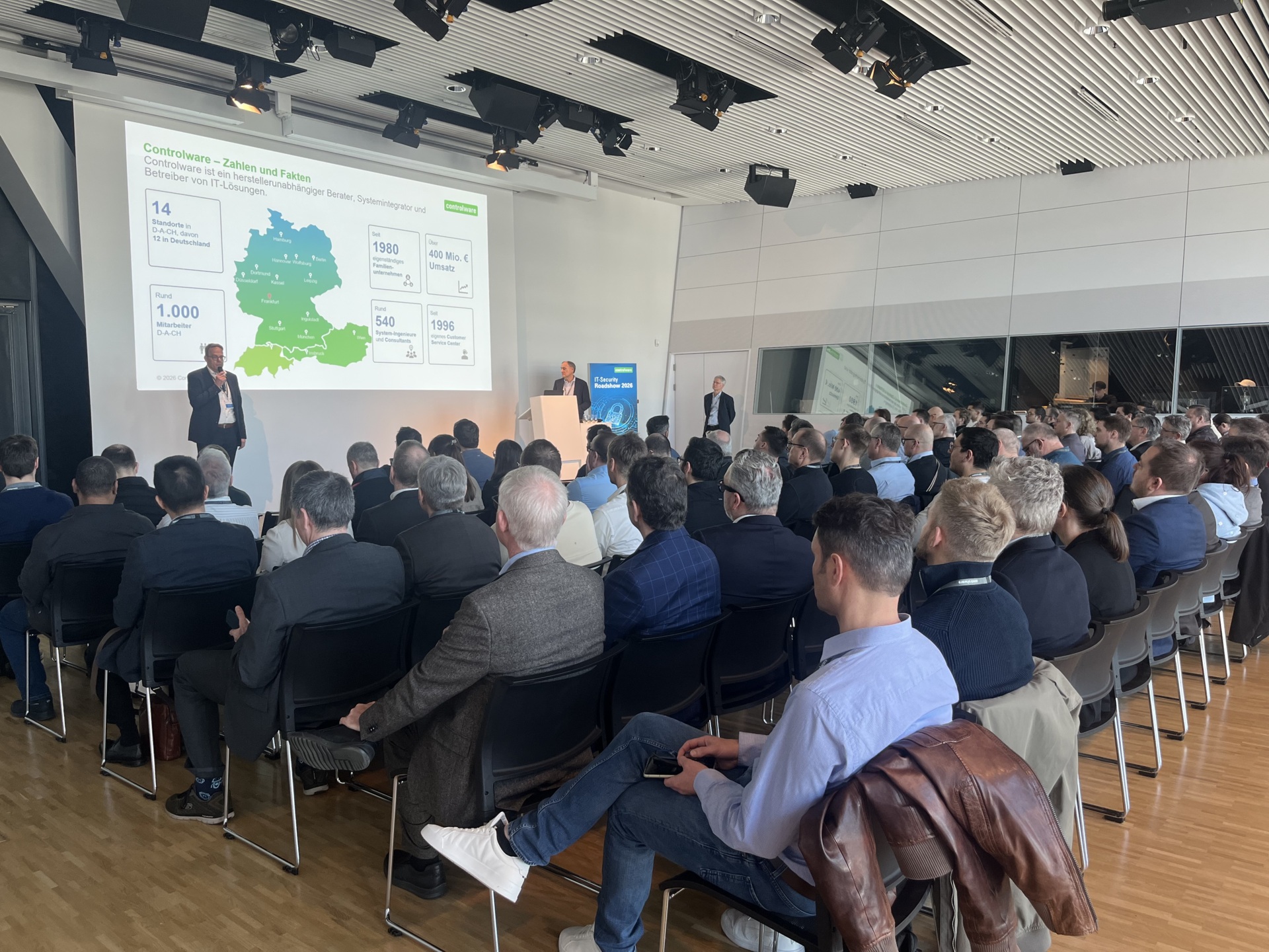 Controlware IT-Security Roadshow 2026 ein voller Erfolg: Über 300 Teilnehmer informierten sich über neueste Trends und zeitgemäße Sicherheitsstrategie