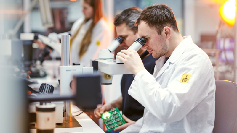 Elektronikfertigung international verzahnt: Limtronik und VIDEOTON bündeln Kompetenzen für US-Markt