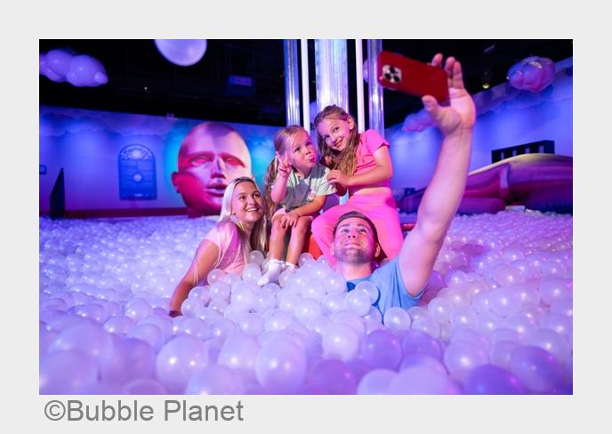 NRW-Premiere: Ausstellungs-Hit „Bubble Planet“ kommt nach Köln