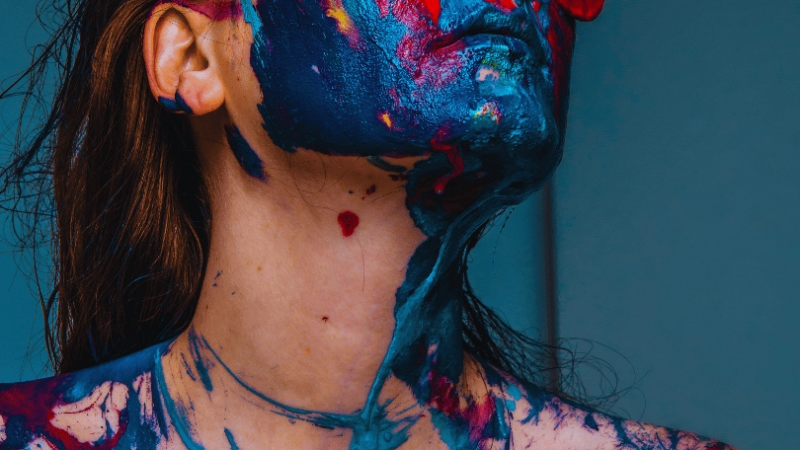 Künstlerin MarHeni begeistert Kunstsammler